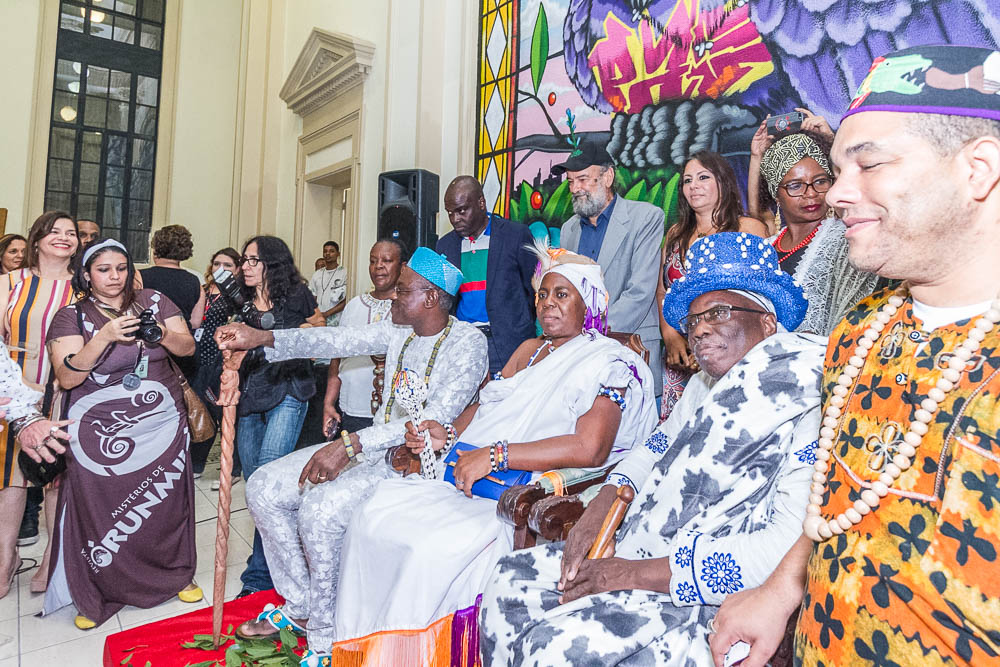 Chefes de povos tradicionais do Benim visitam o Estação Cultura para participar do lançamento da 1ª Bienal Afro-Brasileira do Livro (BienAfro)