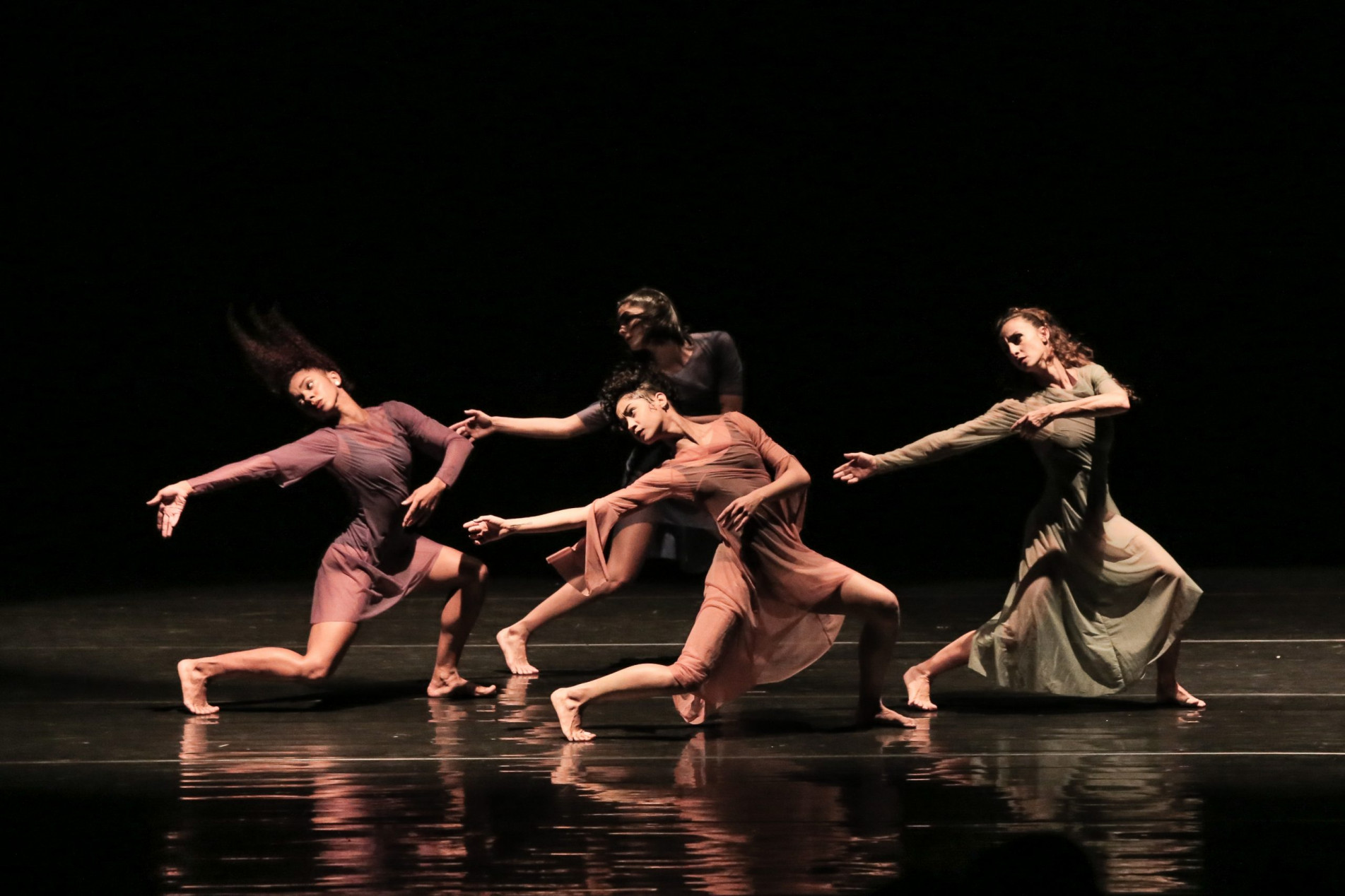 São Paulo Escola de Dança abre processo seletivo para cursos regulares